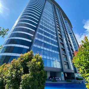 Aeon Suites Staycation Managed By Aria Hotel